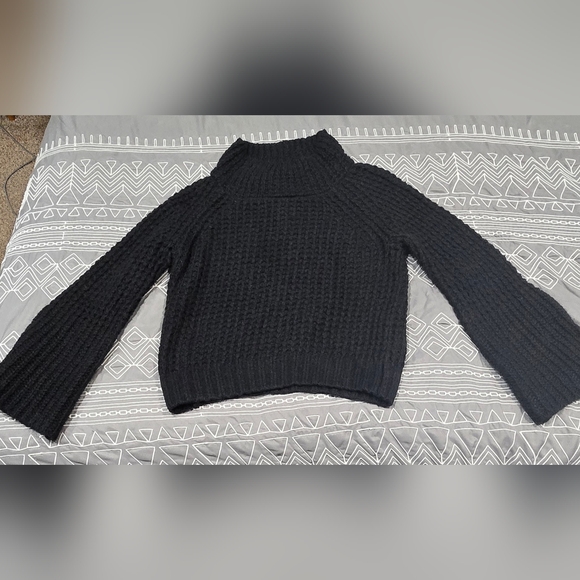 Maeve Sweaters - Maeve Dionne Bell Sleeved Sweater Size Small